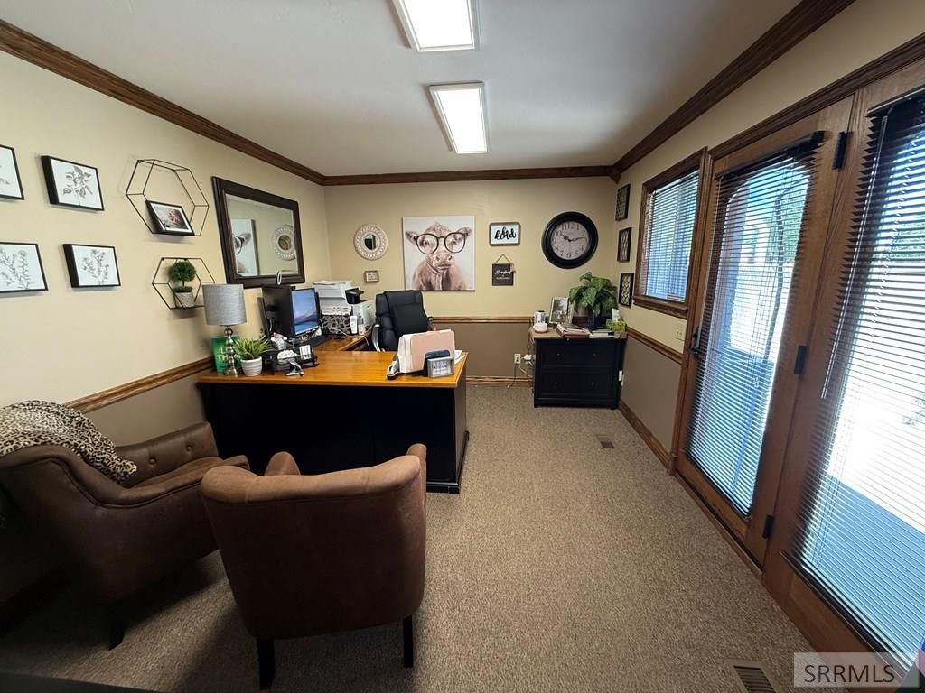 Image 16 of property listing at 480 W Sunnyside Road # 4, Idaho Falls, ID 83402