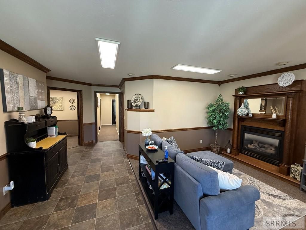 Image 6 of property listing at 480 W Sunnyside Road # 4, Idaho Falls, ID 83402