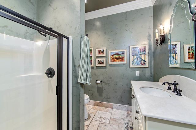 5270 West Main Street, Houma, LA 70360