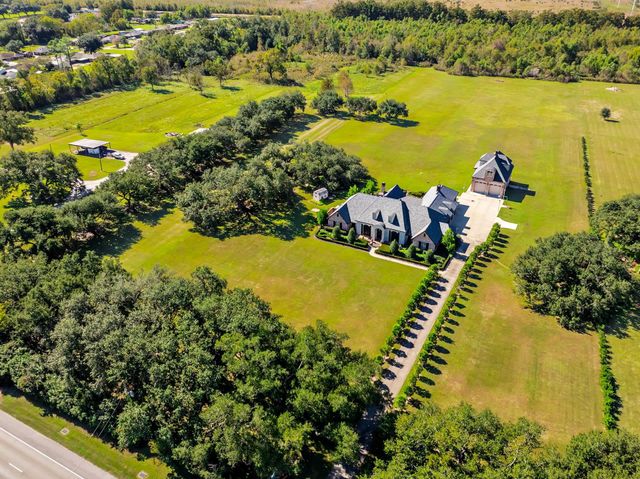 5270 West Main Street, Houma, LA 70360