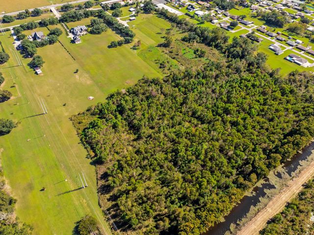 5270 West Main Street, Houma, LA 70360