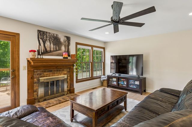 2013 Cedarmont Dr, Franklin, TN 37067