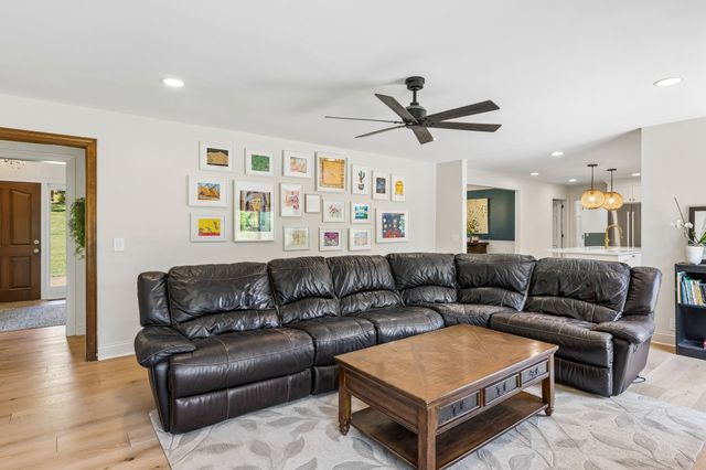 2013 Cedarmont Dr, Franklin, TN 37067