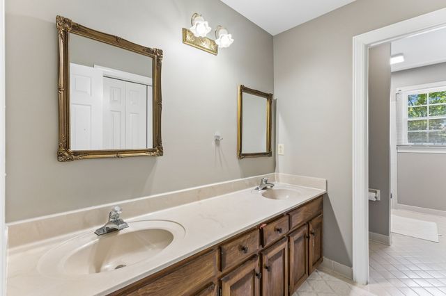 2013 Cedarmont Dr, Franklin, TN 37067