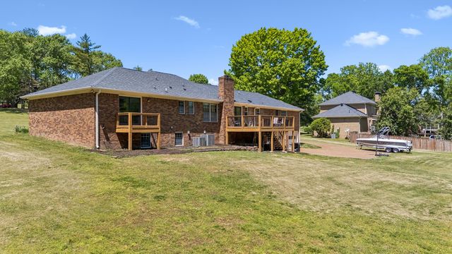 2013 Cedarmont Dr, Franklin, TN 37067