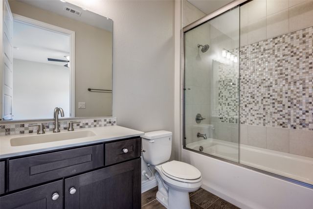 11901 Southerland Drive, Denton, TX 76207