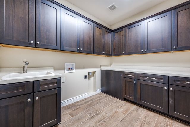 11901 Southerland Drive, Denton, TX 76207