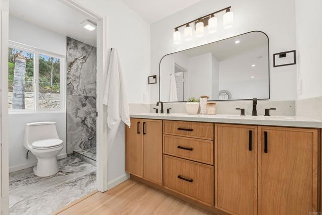5240 Jack Pine Ct, Oceanside, CA 92056
