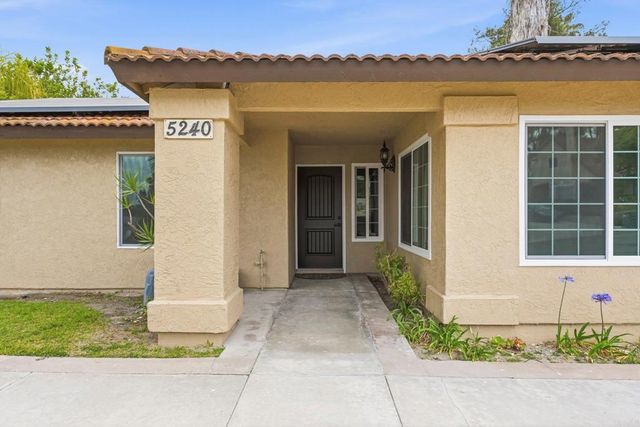 5240 Jack Pine Ct, Oceanside, CA 92056