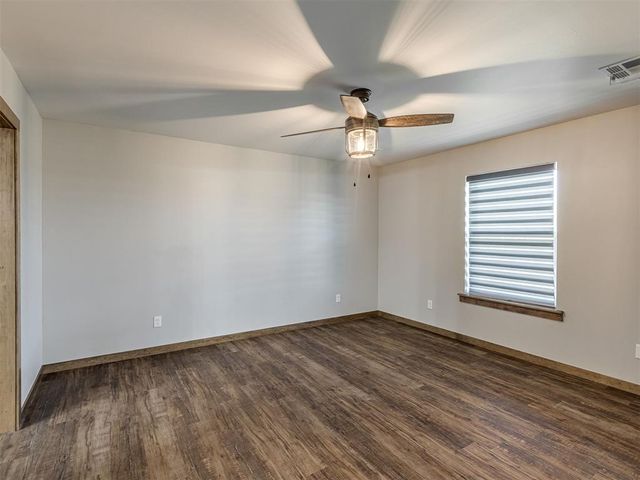 29605 Kickapoo Road, Mcloud, OK 74851