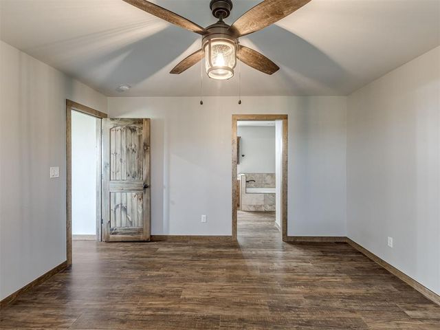 29605 Kickapoo Road, Mcloud, OK 74851