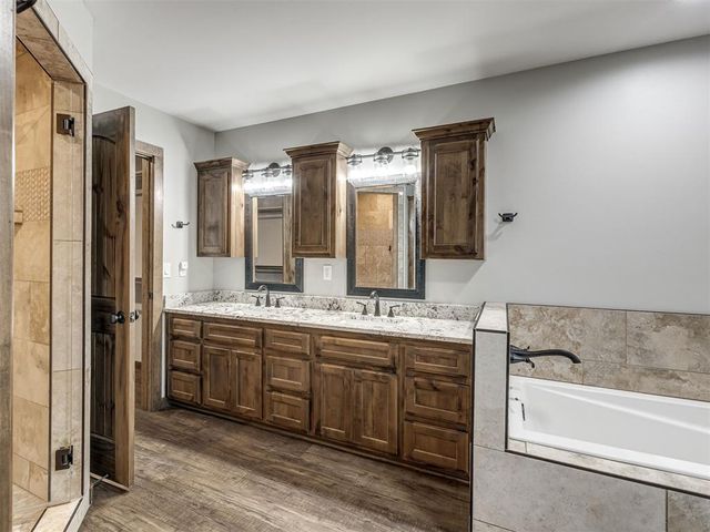 29605 Kickapoo Road, Mcloud, OK 74851