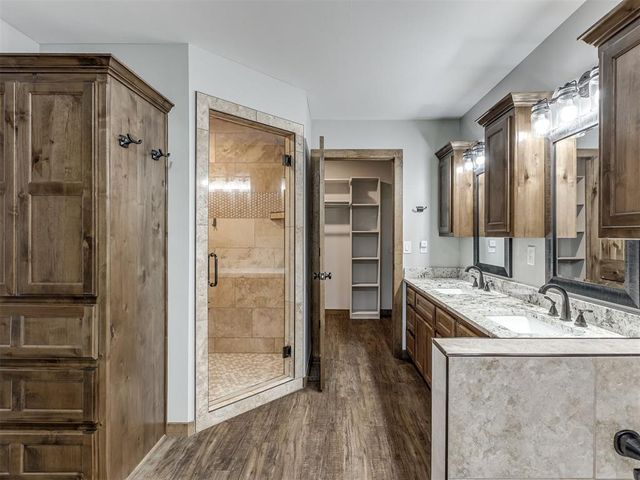 29605 Kickapoo Road, Mcloud, OK 74851