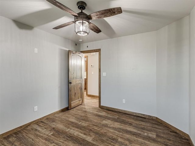 29605 Kickapoo Road, Mcloud, OK 74851