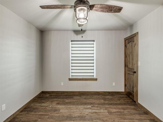 29605 Kickapoo Road, Mcloud, OK 74851