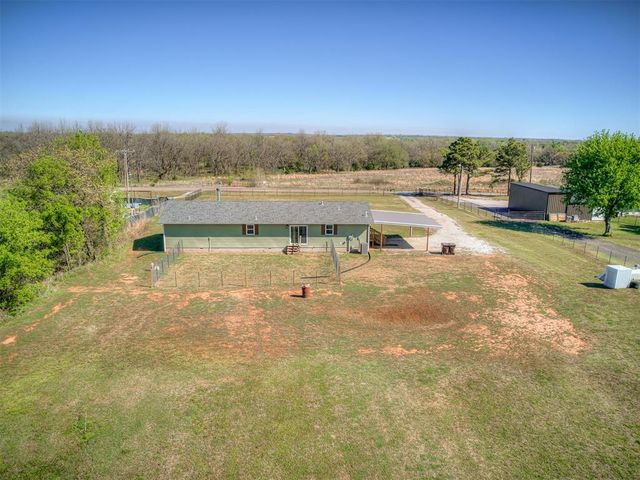29605 Kickapoo Road, Mcloud, OK 74851