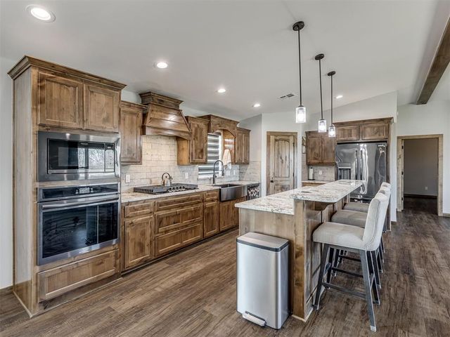 29605 Kickapoo Road, Mcloud, OK 74851