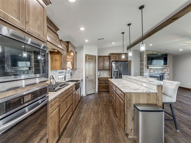 29605 Kickapoo Road, Mcloud, OK 74851