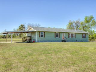 29605 Kickapoo Road, Mcloud, OK 74851