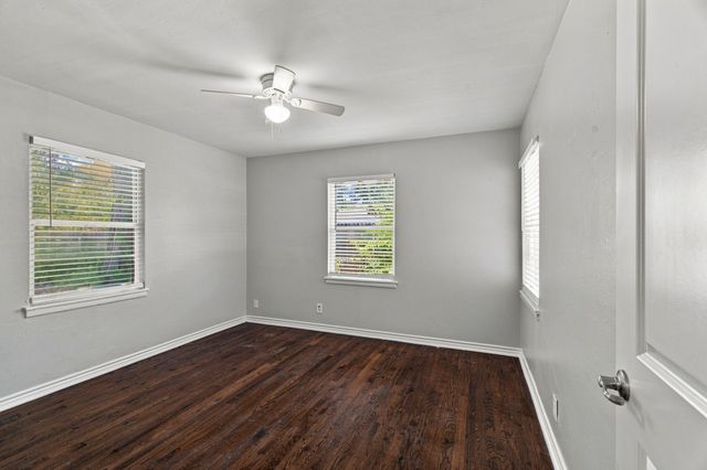 1005 Belvedere Drive, Arlington, TX 76010