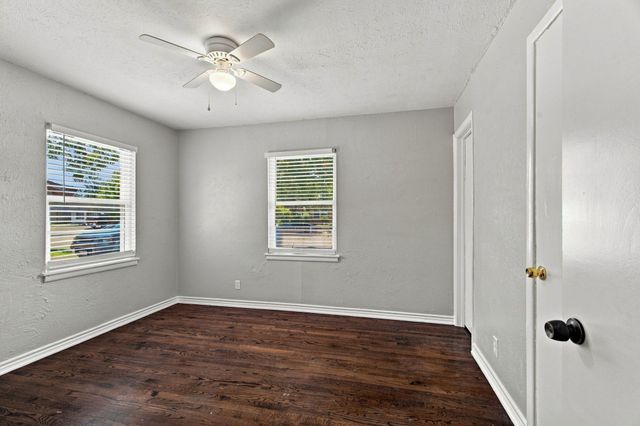 1005 Belvedere Drive, Arlington, TX 76010