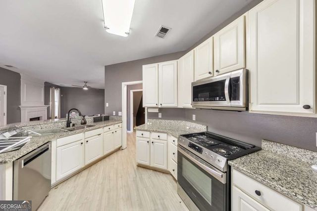 4029 Dorchester Walk NW, Kennesaw, GA 30144