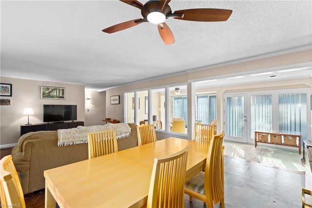 216 Knollwood Drive, Jamestown, NC 27282