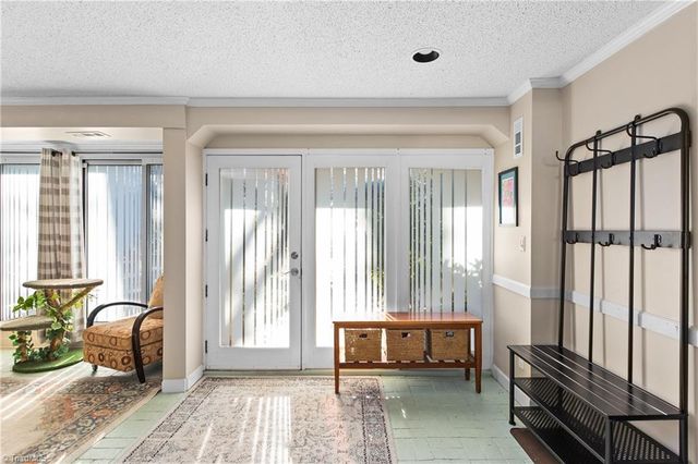 216 Knollwood Drive, Jamestown, NC 27282