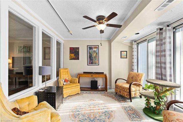 216 Knollwood Drive, Jamestown, NC 27282