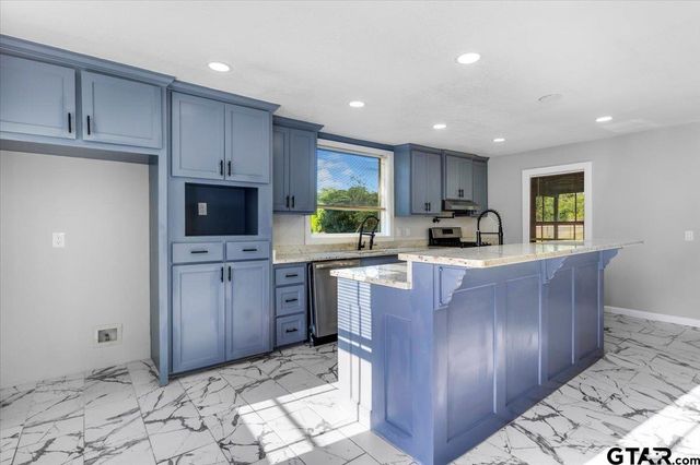 15759 Highway 31 E, Tyler, TX 75705