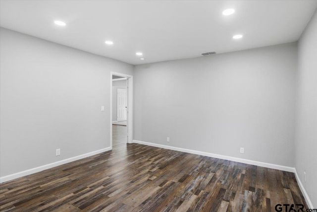 15759 Highway 31 E, Tyler, TX 75705