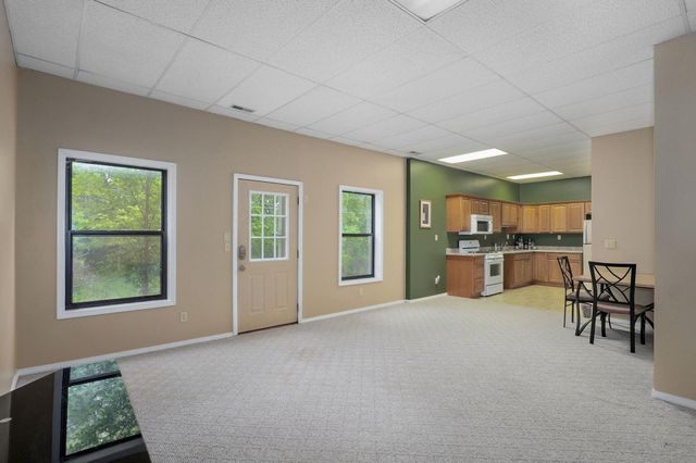 5808 S Honeysuckle Lane, Battlefield, MO 65619