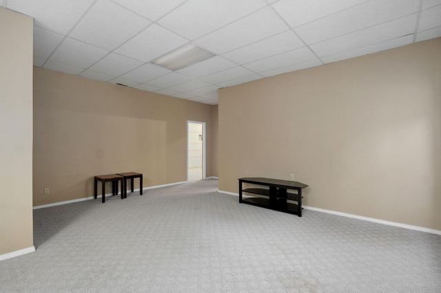 5808 S Honeysuckle Lane, Battlefield, MO 65619