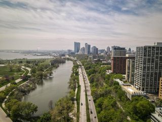 1660 N Prospect AVENUE #2002, Milwaukee, WI 53202