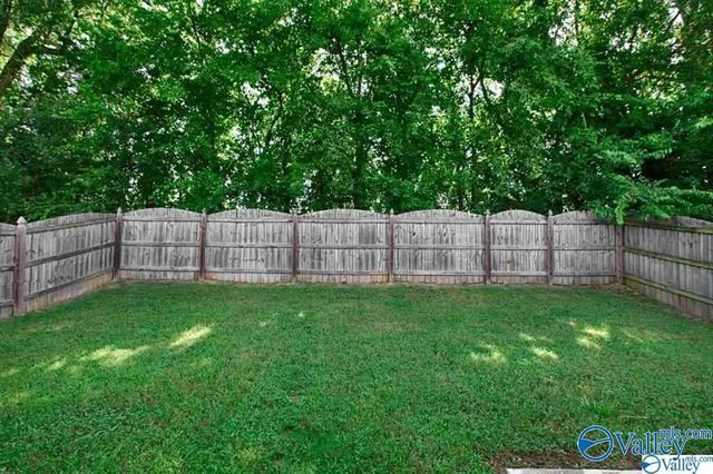 225 Bermuda Lakes Drive, Meridianville, AL 35759