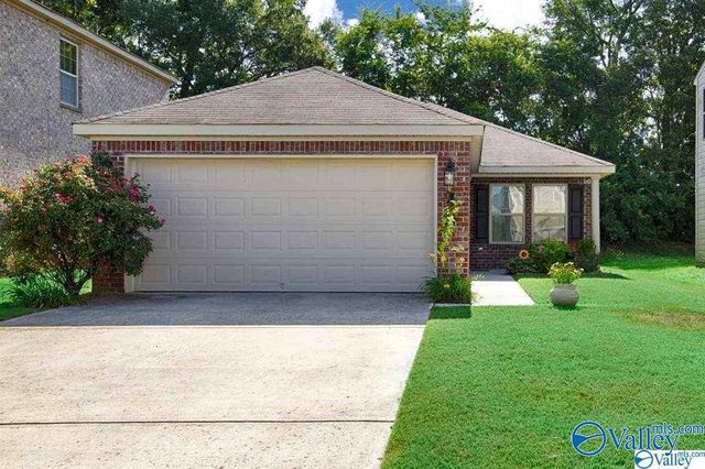 225 Bermuda Lakes Drive, Meridianville, AL 35759