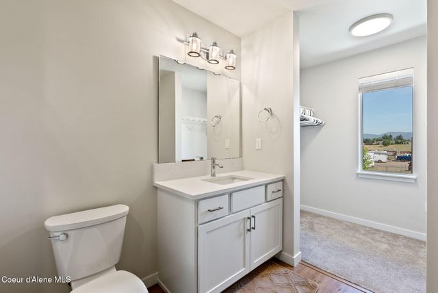 1086 E 4th Ave, Post Falls, ID 83854