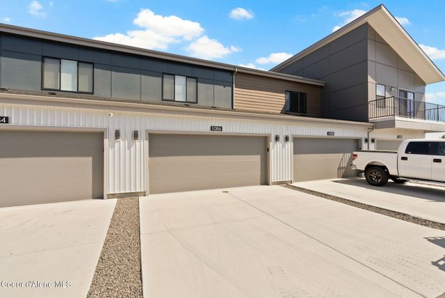 1086 E 4th Ave, Post Falls, ID 83854