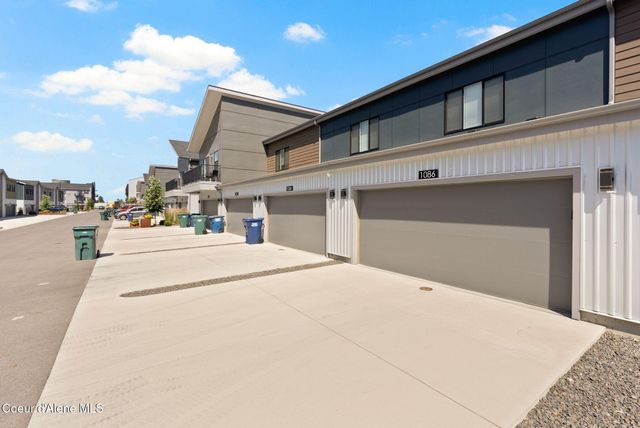 1086 E 4th Ave, Post Falls, ID 83854