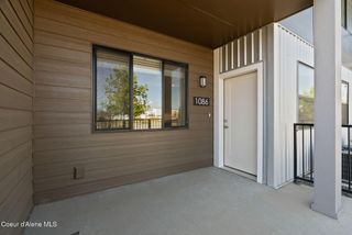 1086 E 4th Ave, Post Falls, ID 83854