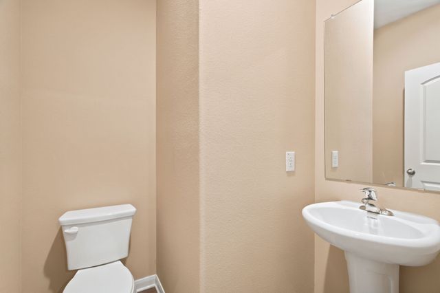 364 Ridgeland Oaks Drive, Fort Worth, TX 76120