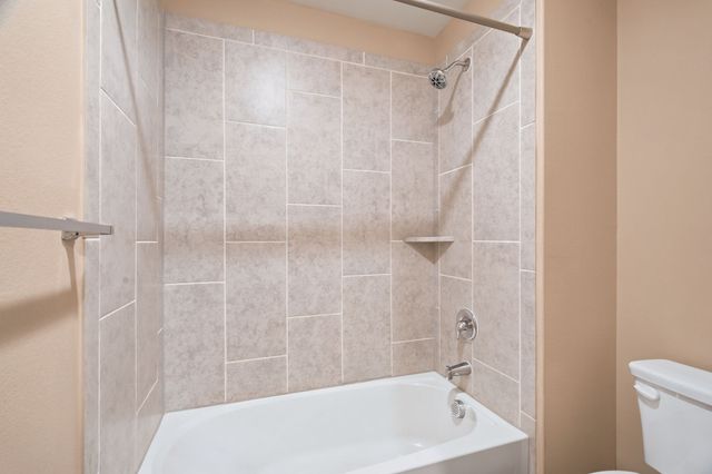364 Ridgeland Oaks Drive, Fort Worth, TX 76120