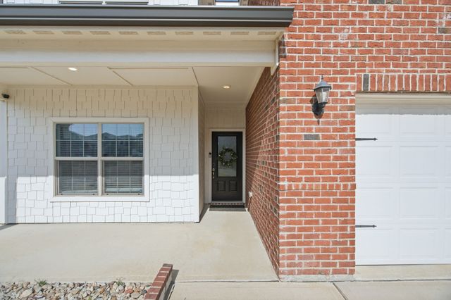 364 Ridgeland Oaks Drive, Fort Worth, TX 76120