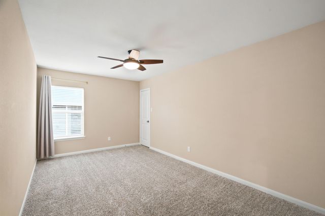 364 Ridgeland Oaks Drive, Fort Worth, TX 76120