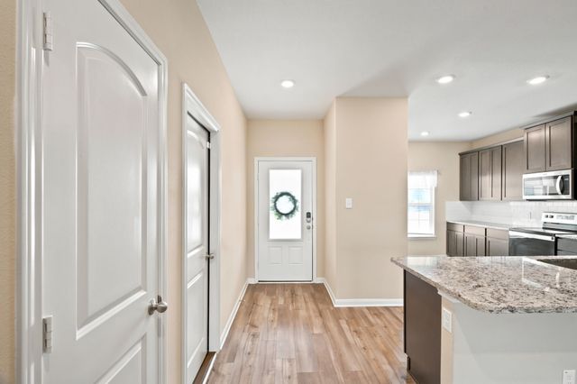 364 Ridgeland Oaks Drive, Fort Worth, TX 76120