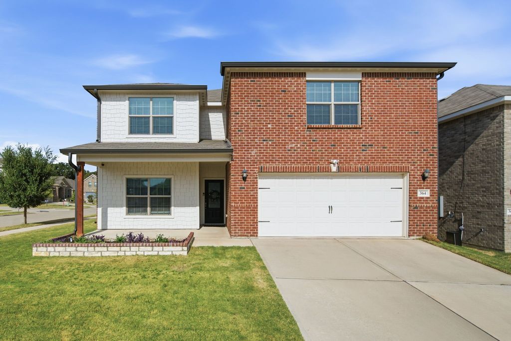 364 Ridgeland Oaks Drive, Fort Worth, TX 76120
