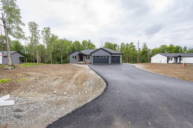 9379 W Palermo Circle, Wasilla, AK 99623