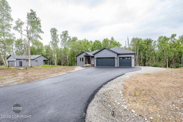 9379 W Palermo Circle, Wasilla, AK 99623