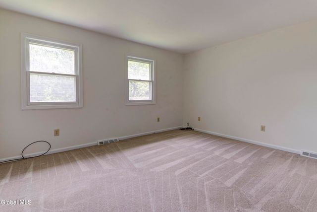 949 Morgan Avenue, Niskayuna, NY 12309