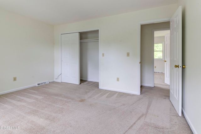949 Morgan Avenue, Niskayuna, NY 12309